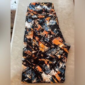 Super stretchy yoga pants, firework print, fun design.